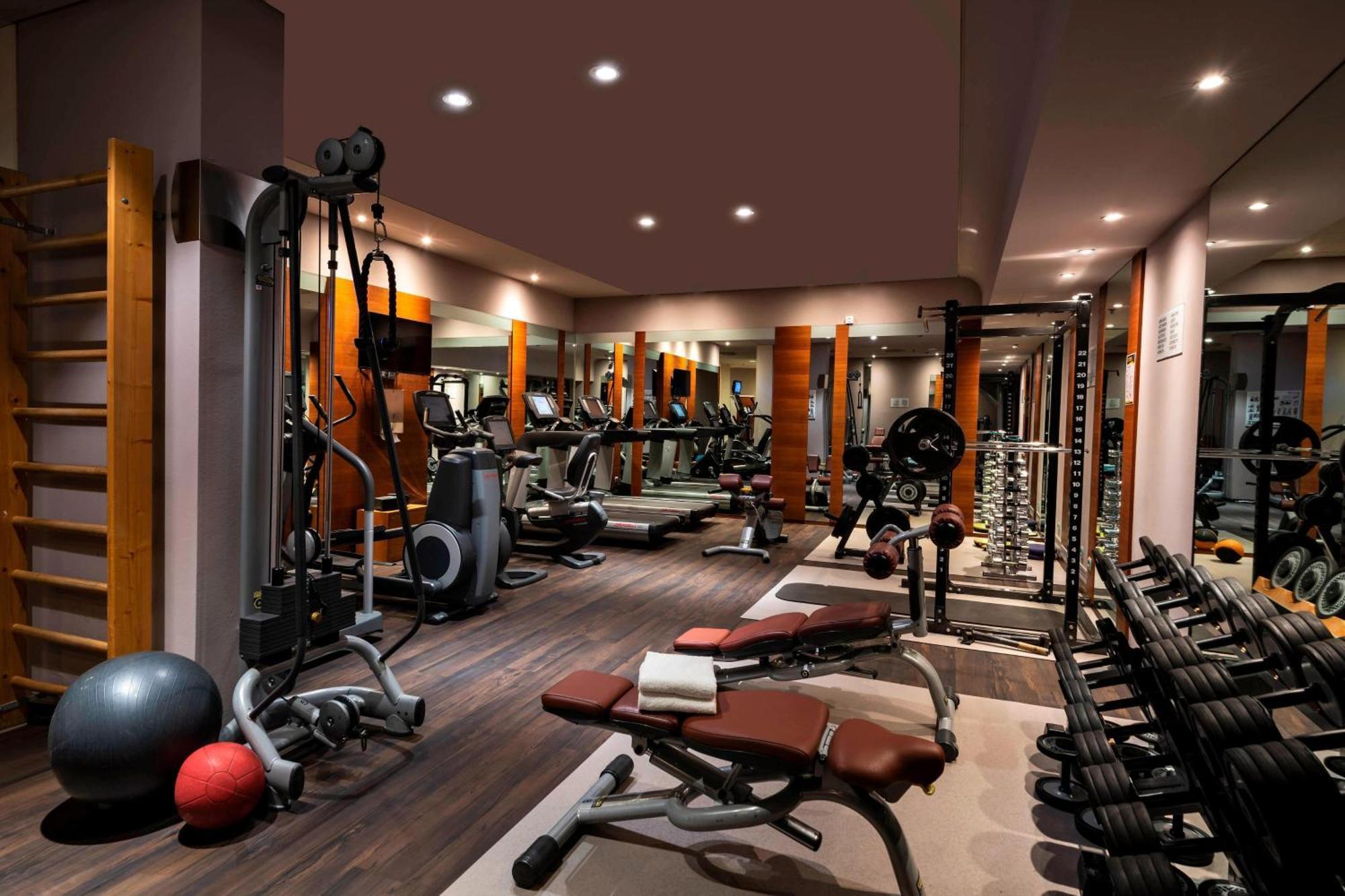 Le Méridien Viena Exterior foto The gym at the InterContinental London Park Lane